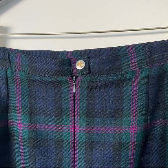 Vintage Dorene (from Ireland) plaid wool skirt/kilt - Picture 9 of 11